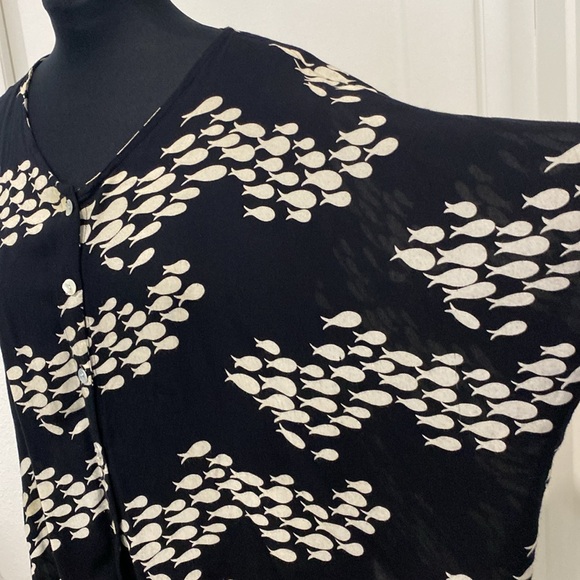 Indian Tropical Button front Blouse | Free Size - Picture 5 of 9